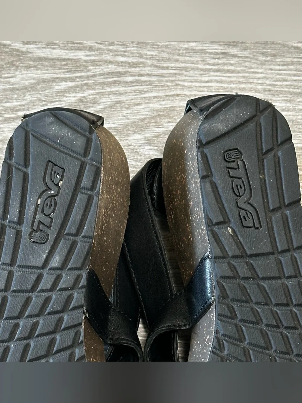 Teva Cabrillo Crossover Leather Wedge Sandals Black Women's 9.5 Summer Shoes